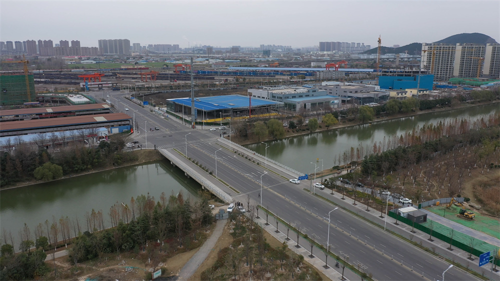 纵一路