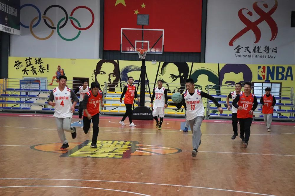 万皓建设篮球队纳新通知